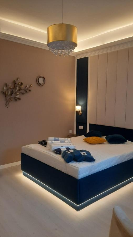 Glamour Apartman غيولا المظهر الخارجي الصورة