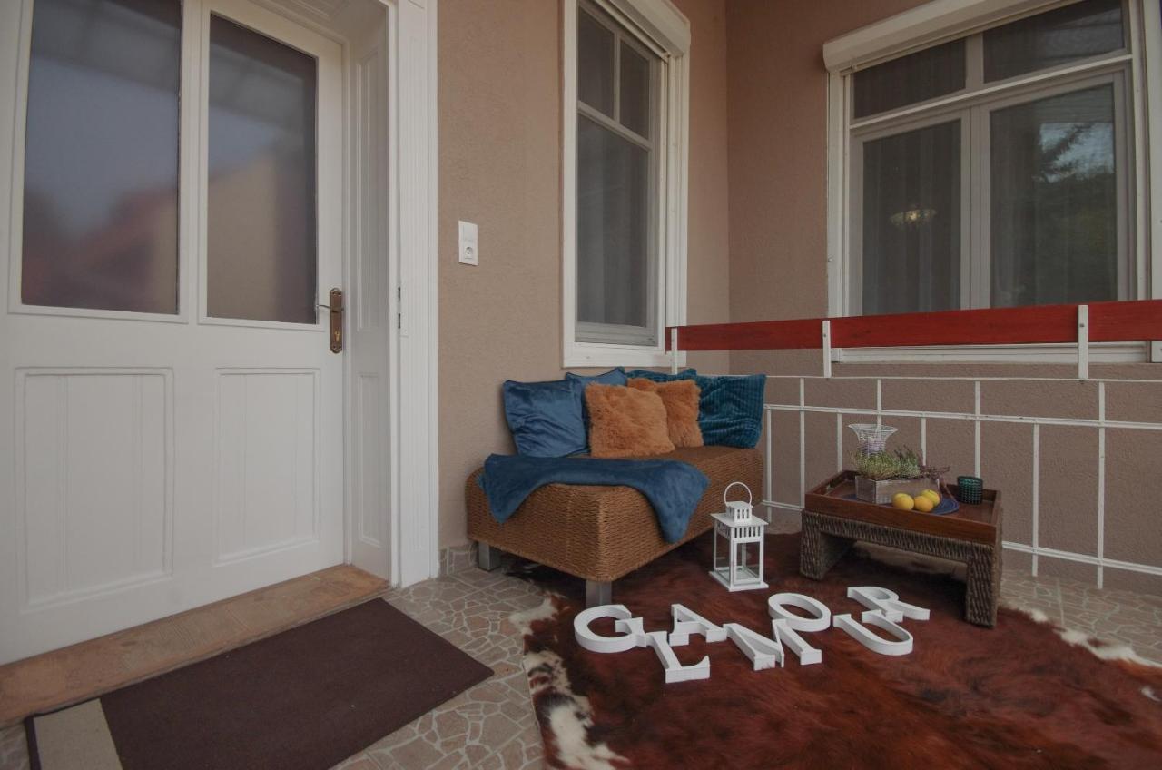 Glamour Apartman غيولا المظهر الخارجي الصورة